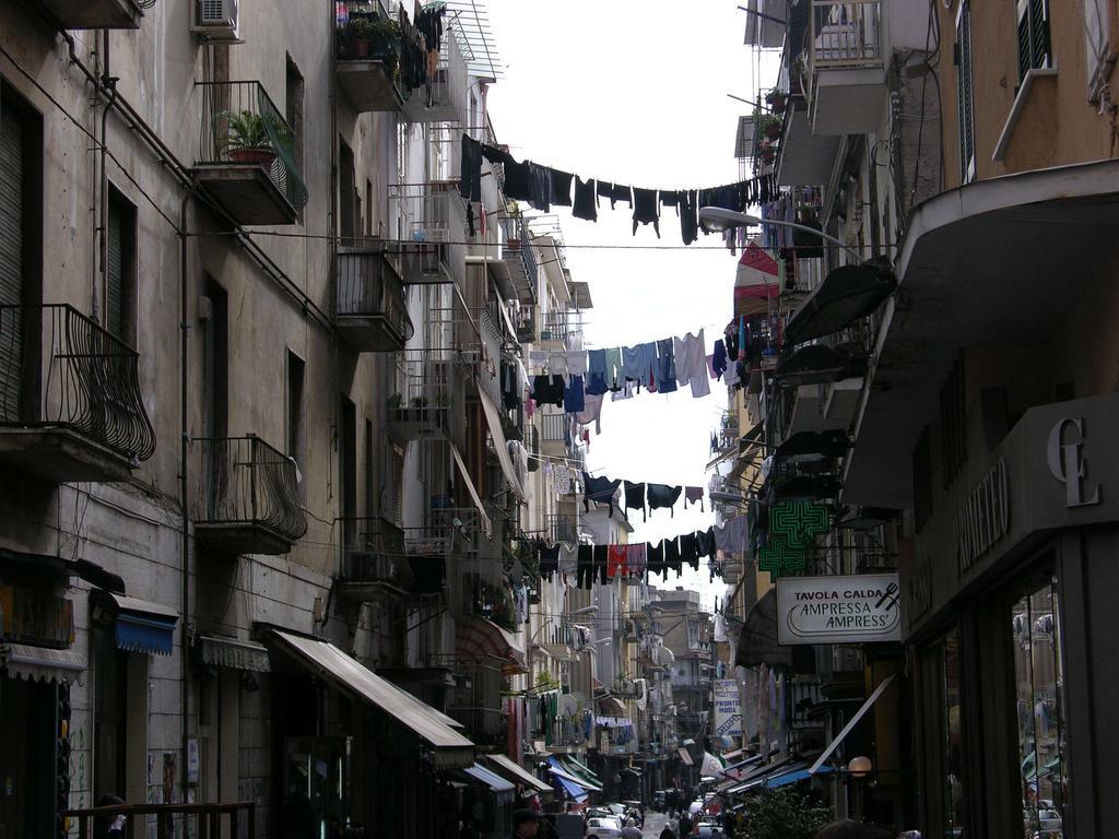 Monolocale Nel Cuore Di Napoli Apartamento Habitación foto